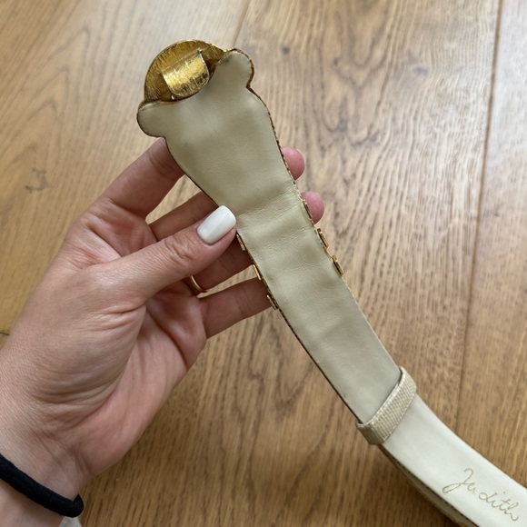 Judith Lieber Vintage 80s Lionshead Adjustable Snakeskin Belt - Cream & Gold - Picture 10 of 13